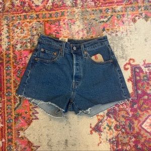 Levi’s Women’s 501 Shorts
